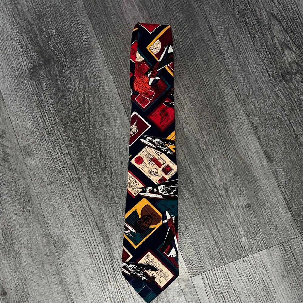 Avanti Geometric Red and Blue Men's Tie